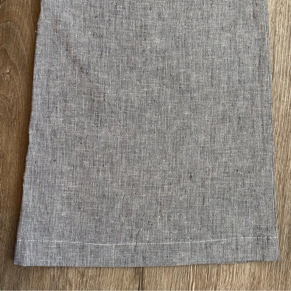 Lovers and Friends Linen Blend Kat Open Back Jumpsuit in Chambray Size Medium - Picture 10 of 14